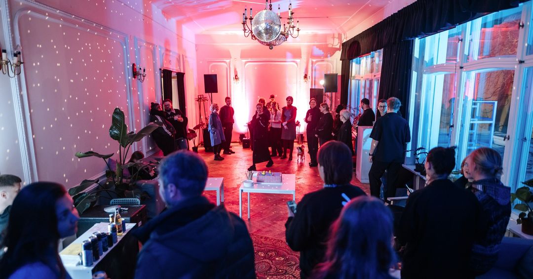 Kauno menininkų namai kviečia į 54-ąjį gimtadienį: šventiniame vakare – gaudžianti premjera ir gardžios staigmenos