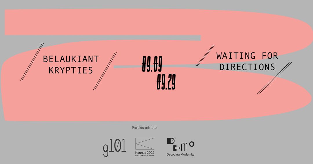 šviesiai rožinės ir pilkos spalvos, besisukančio kelio vingio užuomina, juodos neįmantrios raidės