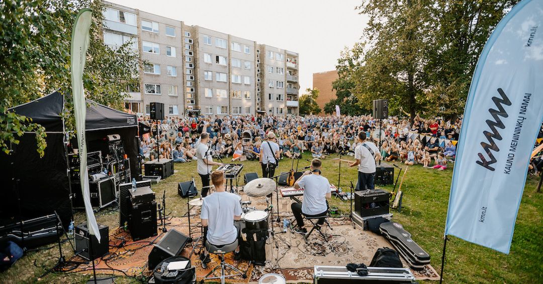 „Kultūra į kiemus“ aplankė visus Kauno  mikrorajonus